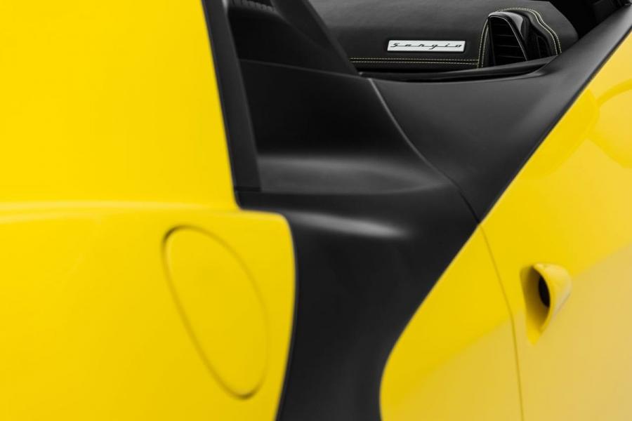 Детали экстерьера Ferrari Sergio 2014 года  (фото 12 из 20)